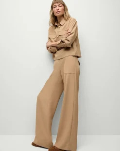 Colvin Top in><noscript><img width=